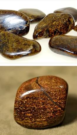 Камень бронзит