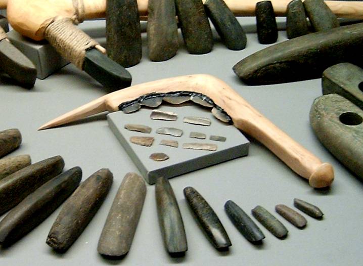 Полированные каменные орудия неолита