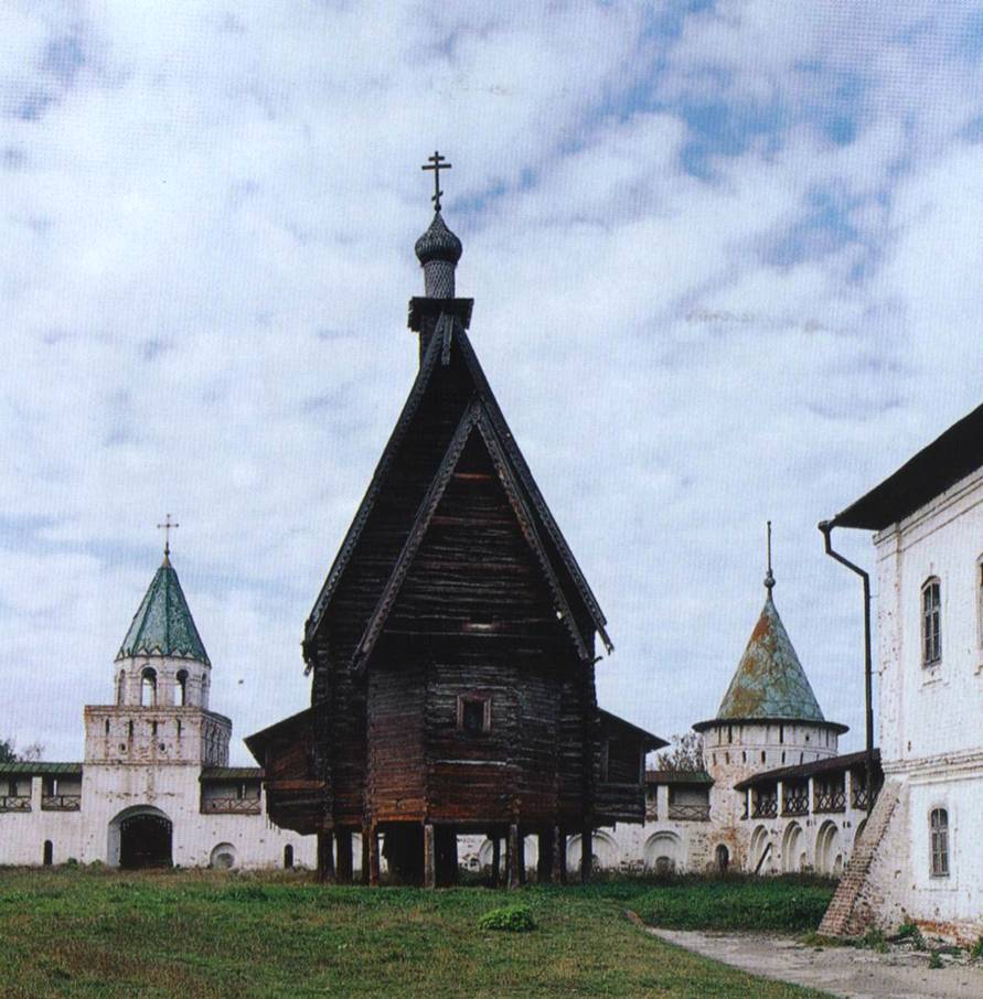 Церковь Преображения из села Спас-Вежи на территории Ипатьевского монастыря. Кострома