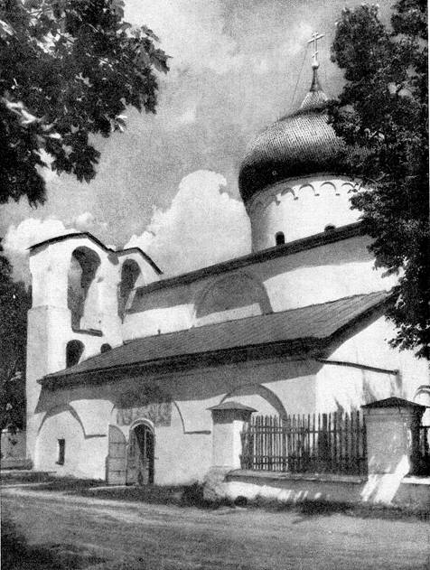 Собор Спасо-Преображения Мирожского монастыря