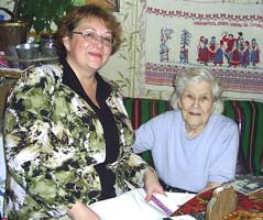 Наталья Крапоткина (слева) с Надеждой Борисовной Дуровой