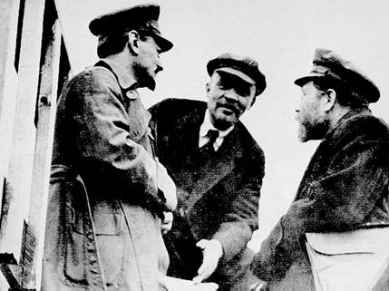 Троцкий, Ленин и Каменев